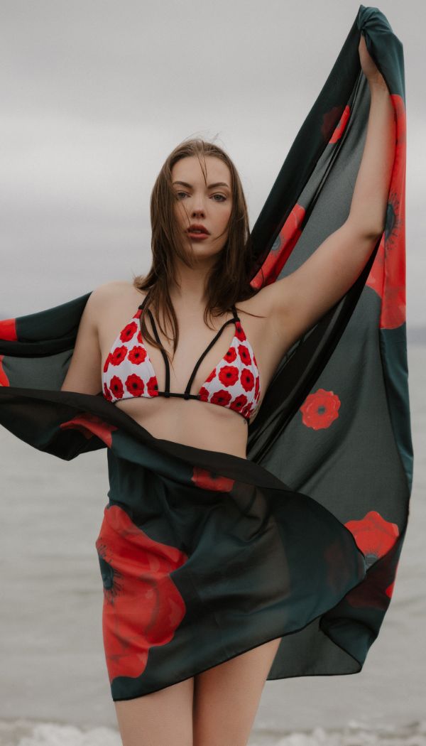 Nicolette Sarong in Very Poppy